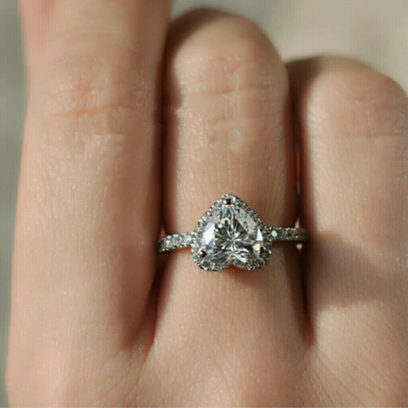 Platinum Plated Heart Ring - Picture 1 of 3